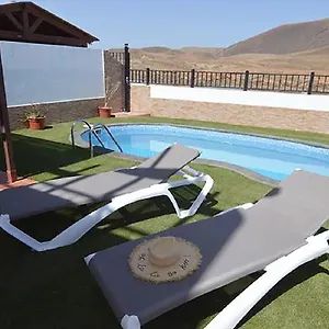  Villa Blue With Private Pool, Bbq, Wifi - Suitable For Families By Holidays